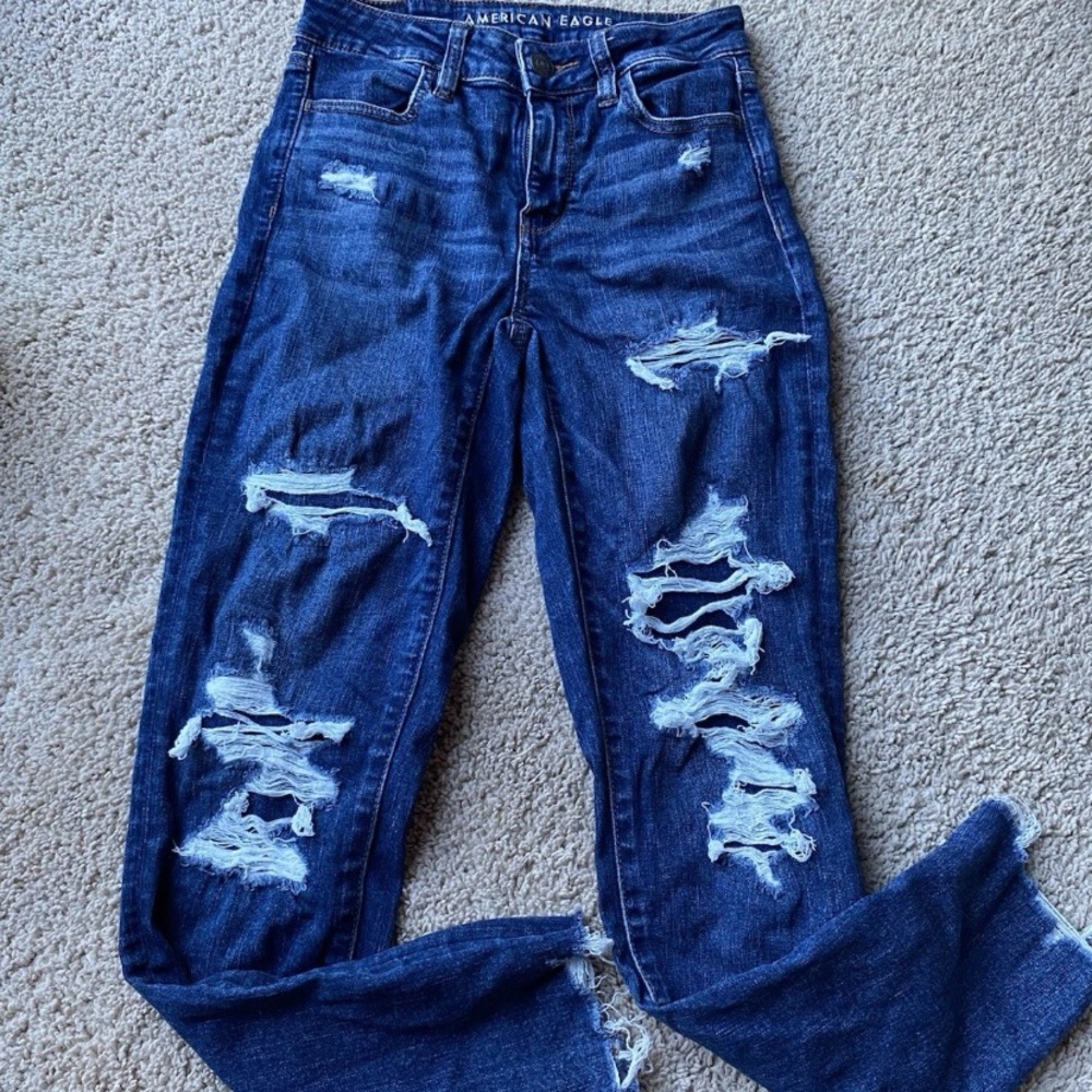American Eagle Outfitters Women's Distressed Blue Jeans Sz 4 Stretch Distressed